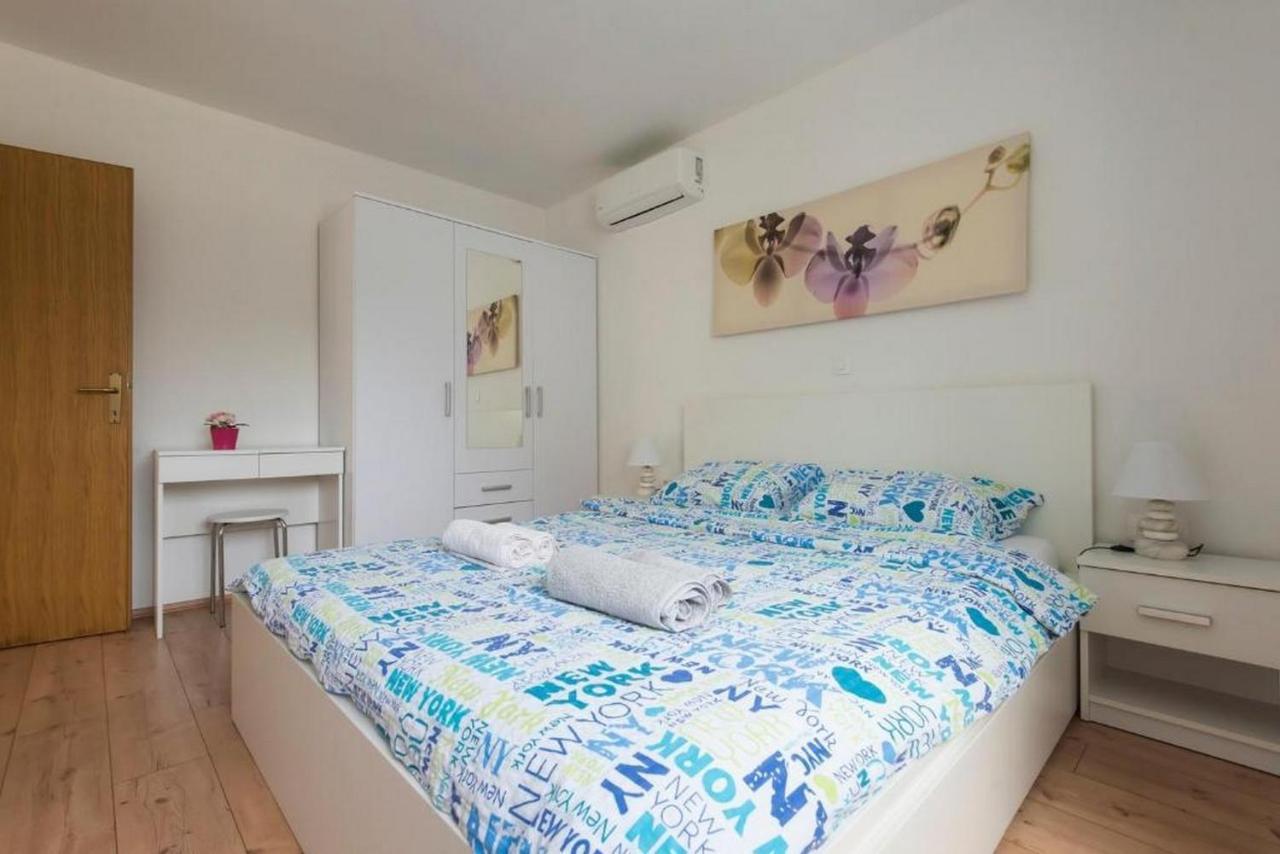Apartments Villa Ema Задар Экстерьер фото