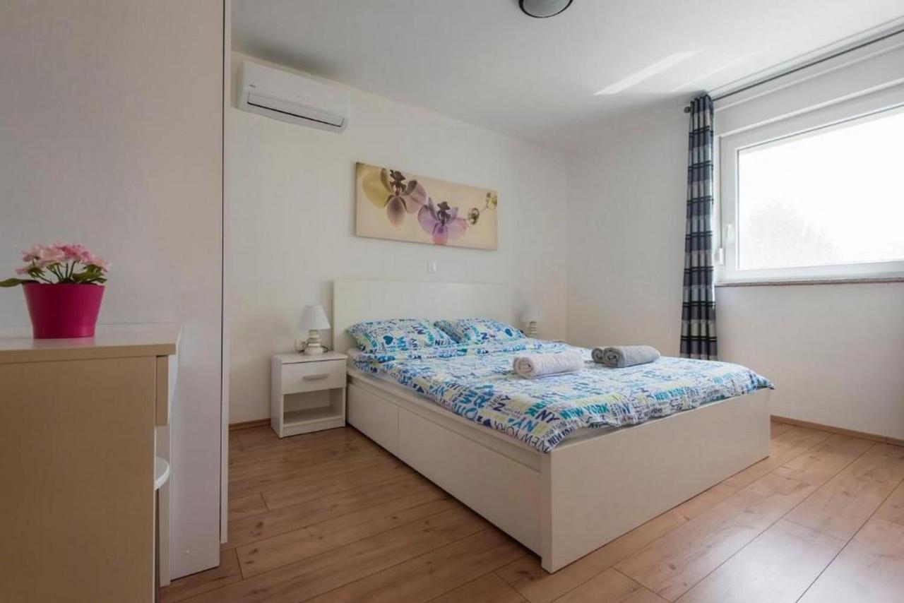 Apartments Villa Ema Задар Экстерьер фото