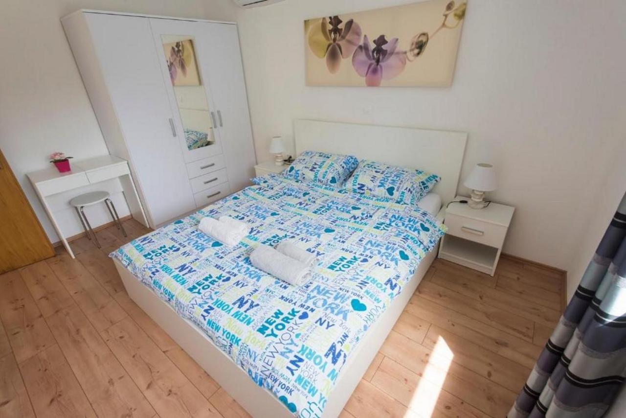 Apartments Villa Ema Задар Экстерьер фото